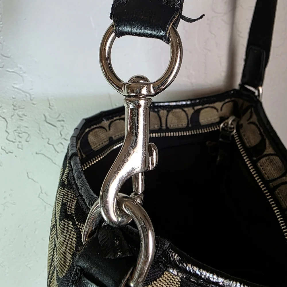 Coach Payton Signature‎ Crossbody Black and Tan Purse M1332